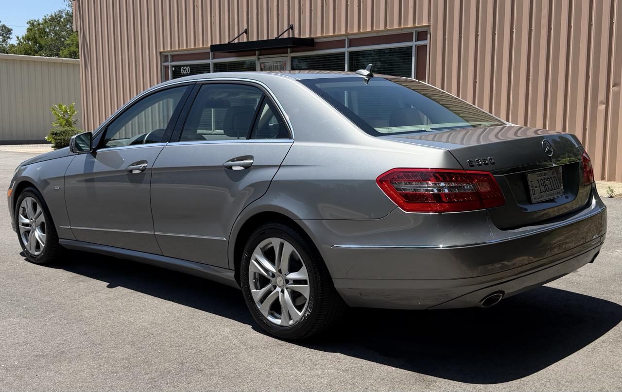 Mercedes-Benz E-Class E350 BlueTEC Sedan 2011