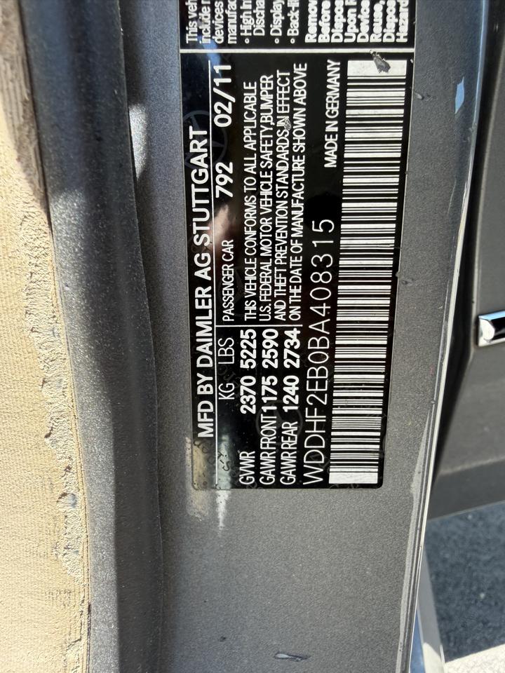 Mercedes-Benz E-Class E350 BlueTEC Sedan 2011