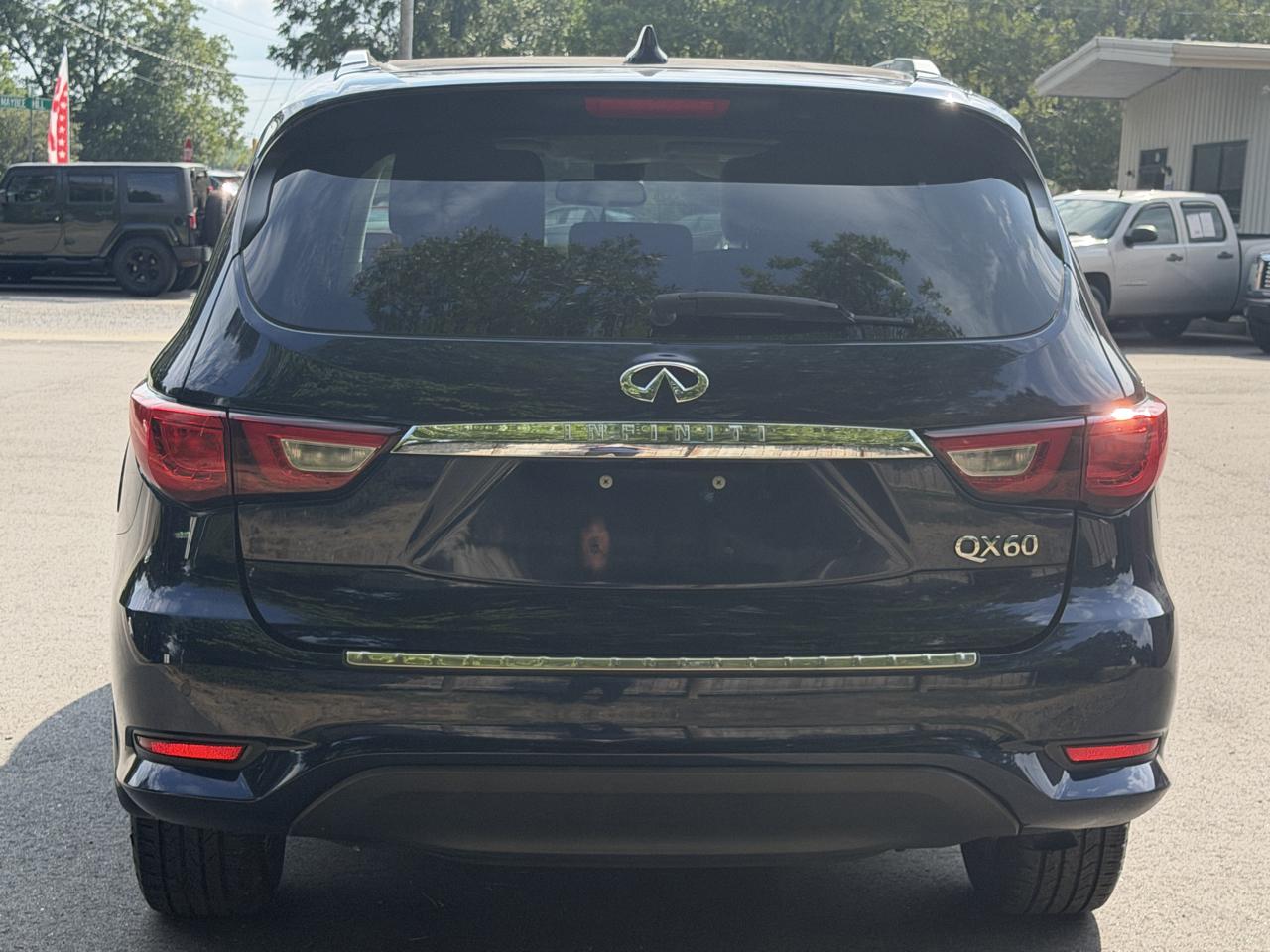 Infiniti QX60 Base AWD 2017