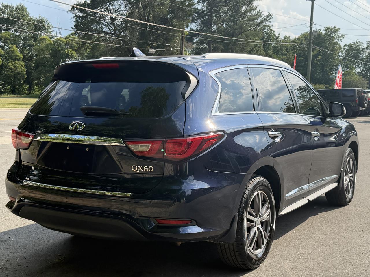 Infiniti QX60 Base AWD 2017