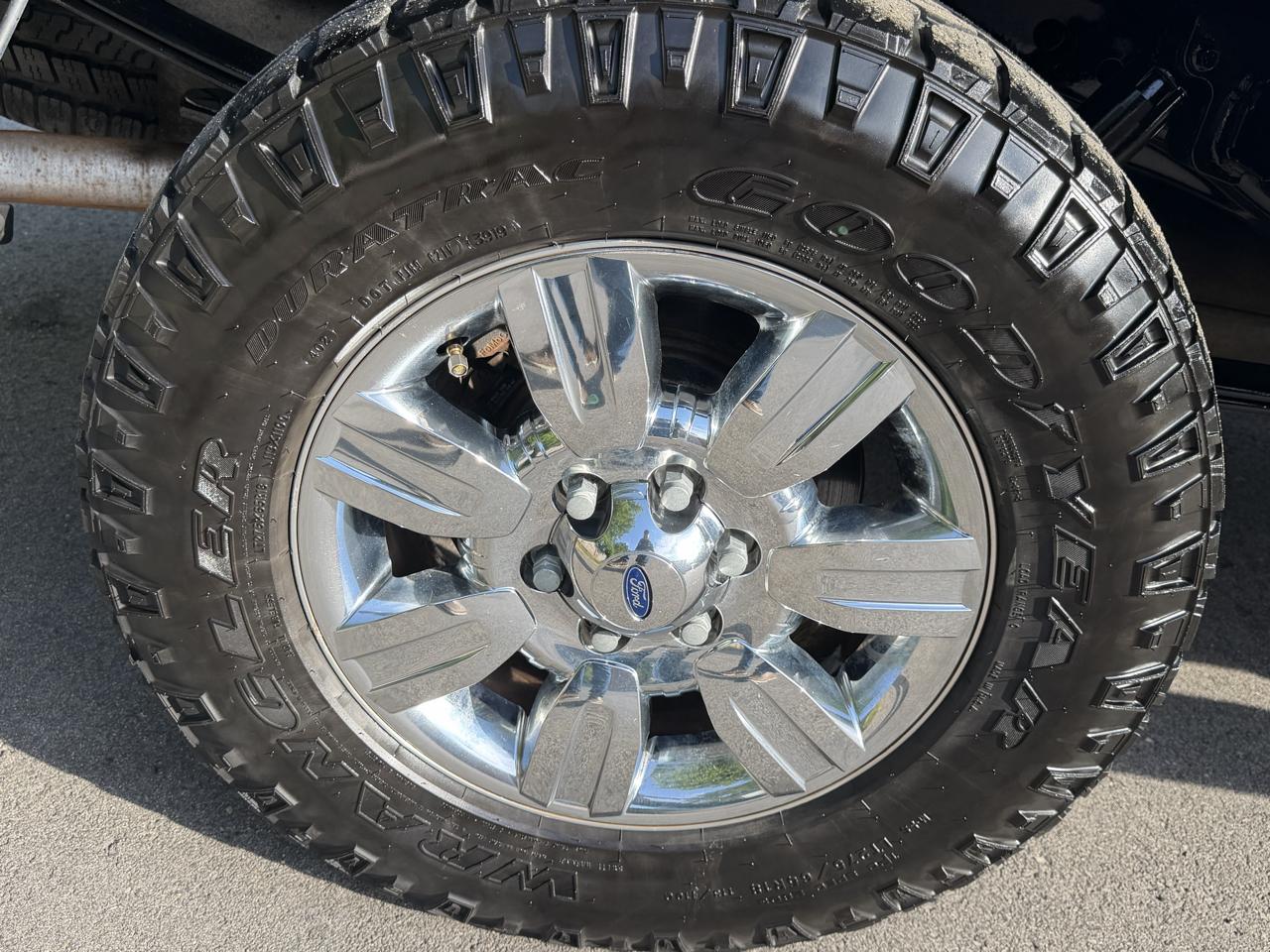Ford F-150 XL SuperCrew 5.5-ft. Bed 4WD 2010