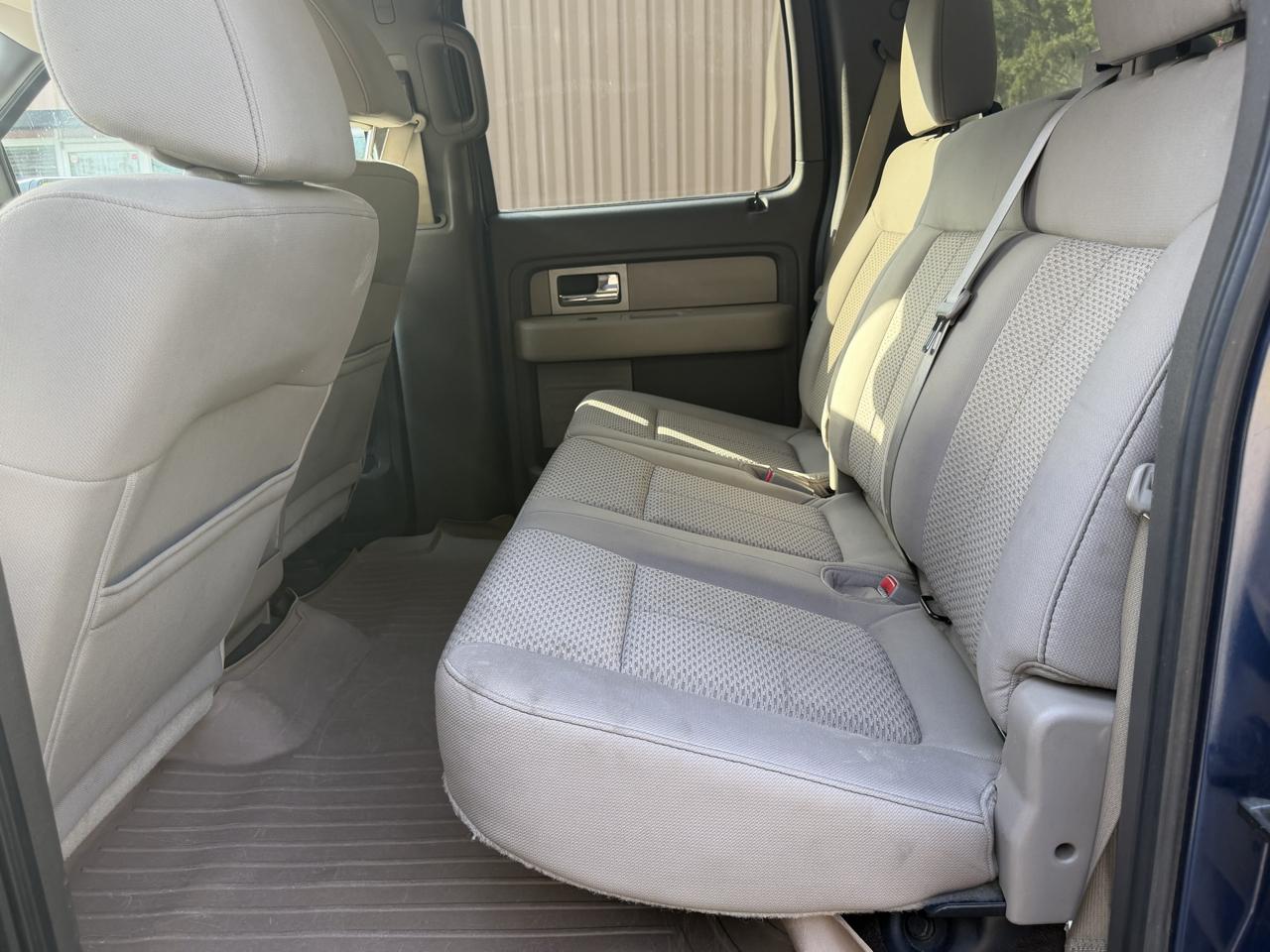 Ford F-150 XL SuperCrew 5.5-ft. Bed 4WD 2010