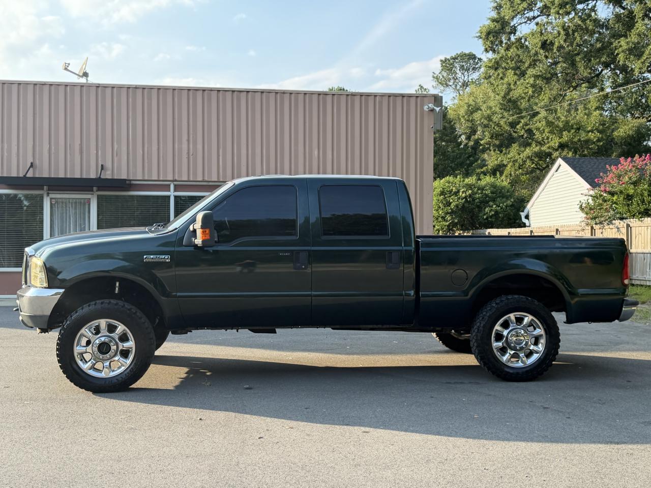 Ford F-250 SD XL Crew Cab 4WD 2004