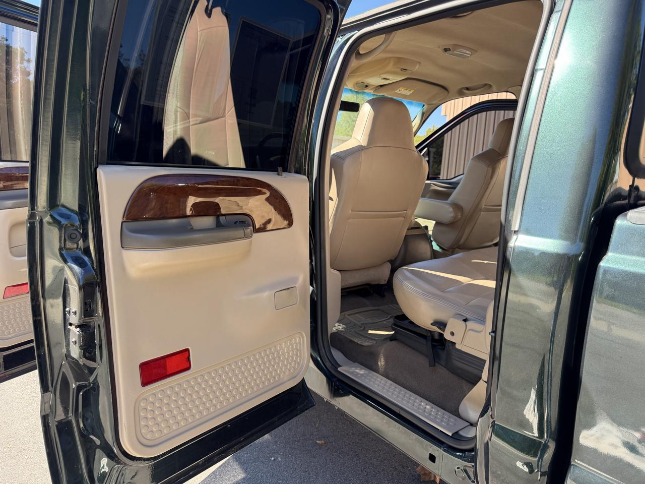 Ford F-250 SD Lariat SuperCab Long Bed 4WD 2004