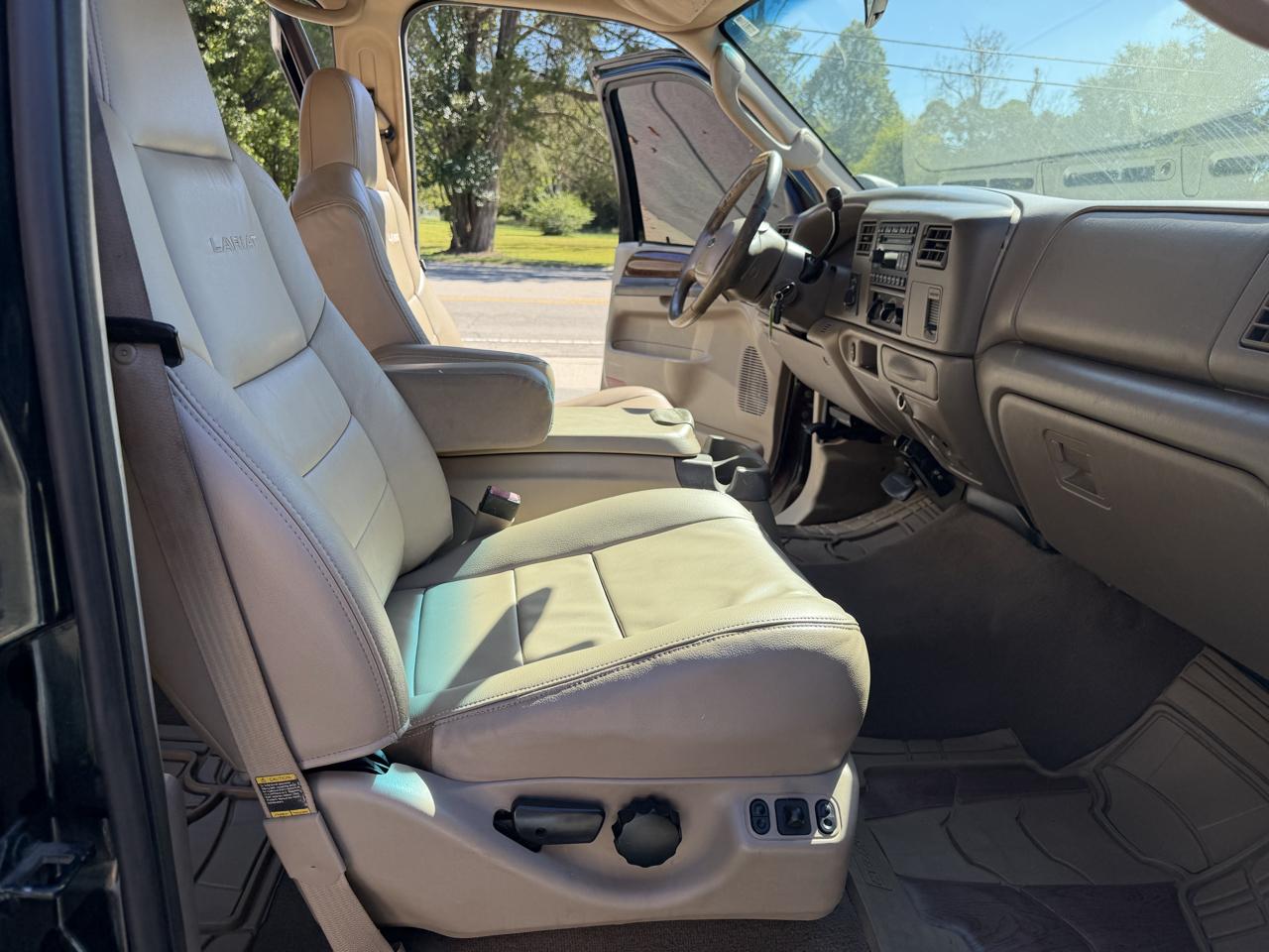 Ford F-250 SD Lariat SuperCab Long Bed 4WD 2004