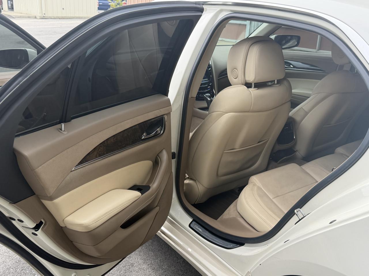 Cadillac CTS 2.0L Turbo Luxury AWD 2014