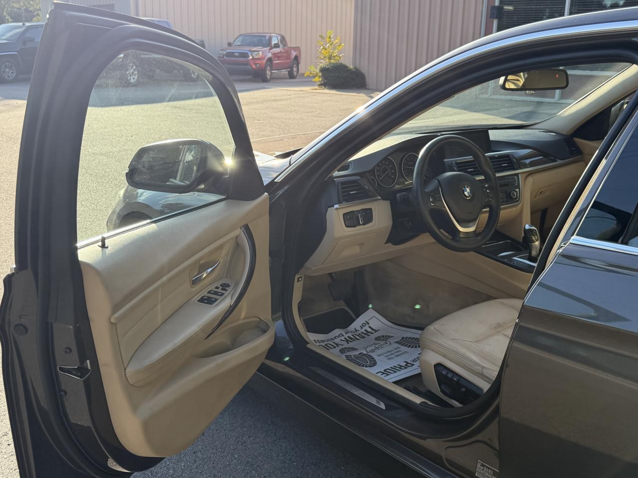 BMW 3-Series 328i xDrive Sedan 2013
