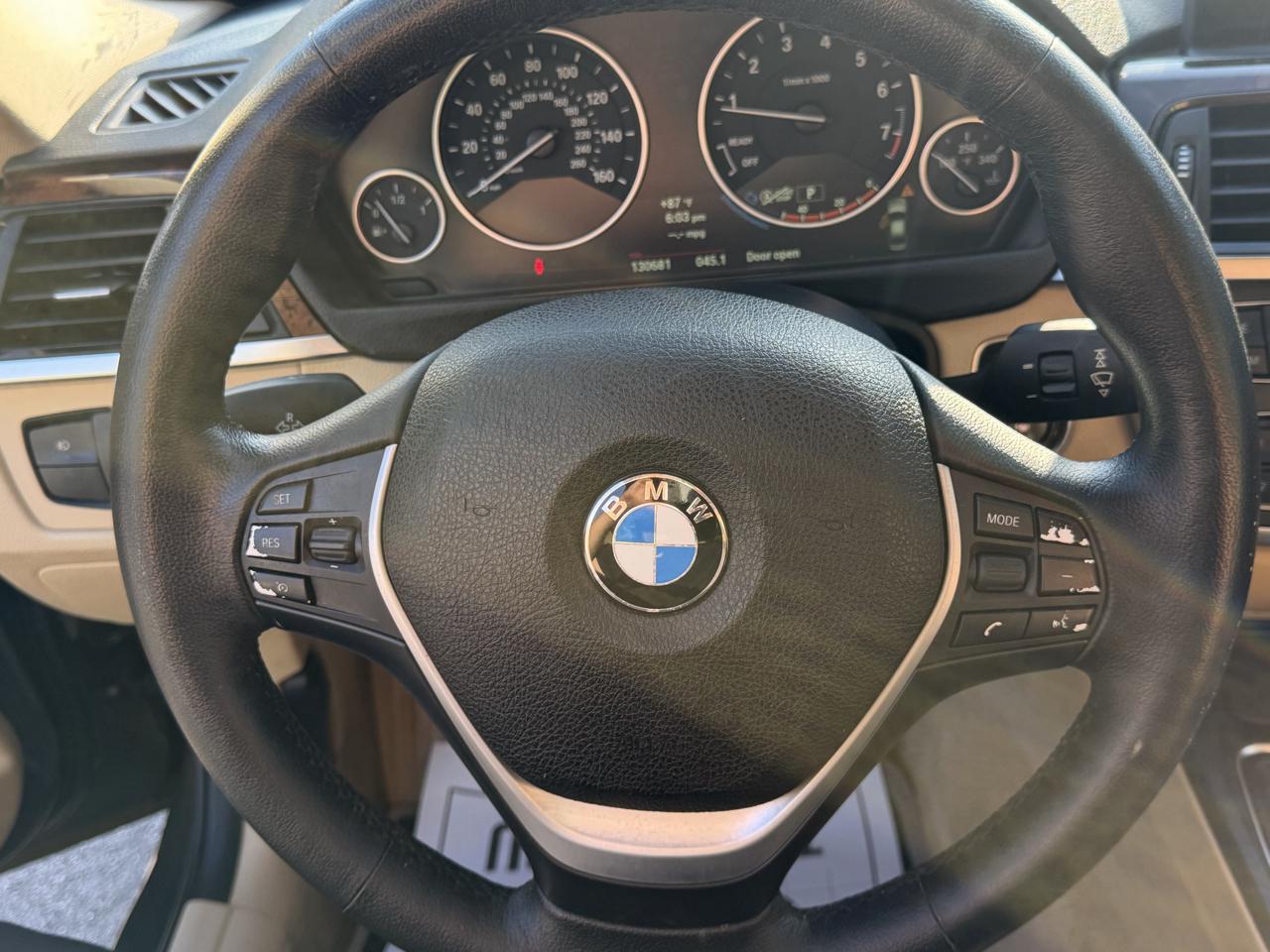 BMW 3-Series 328i xDrive Sedan 2013