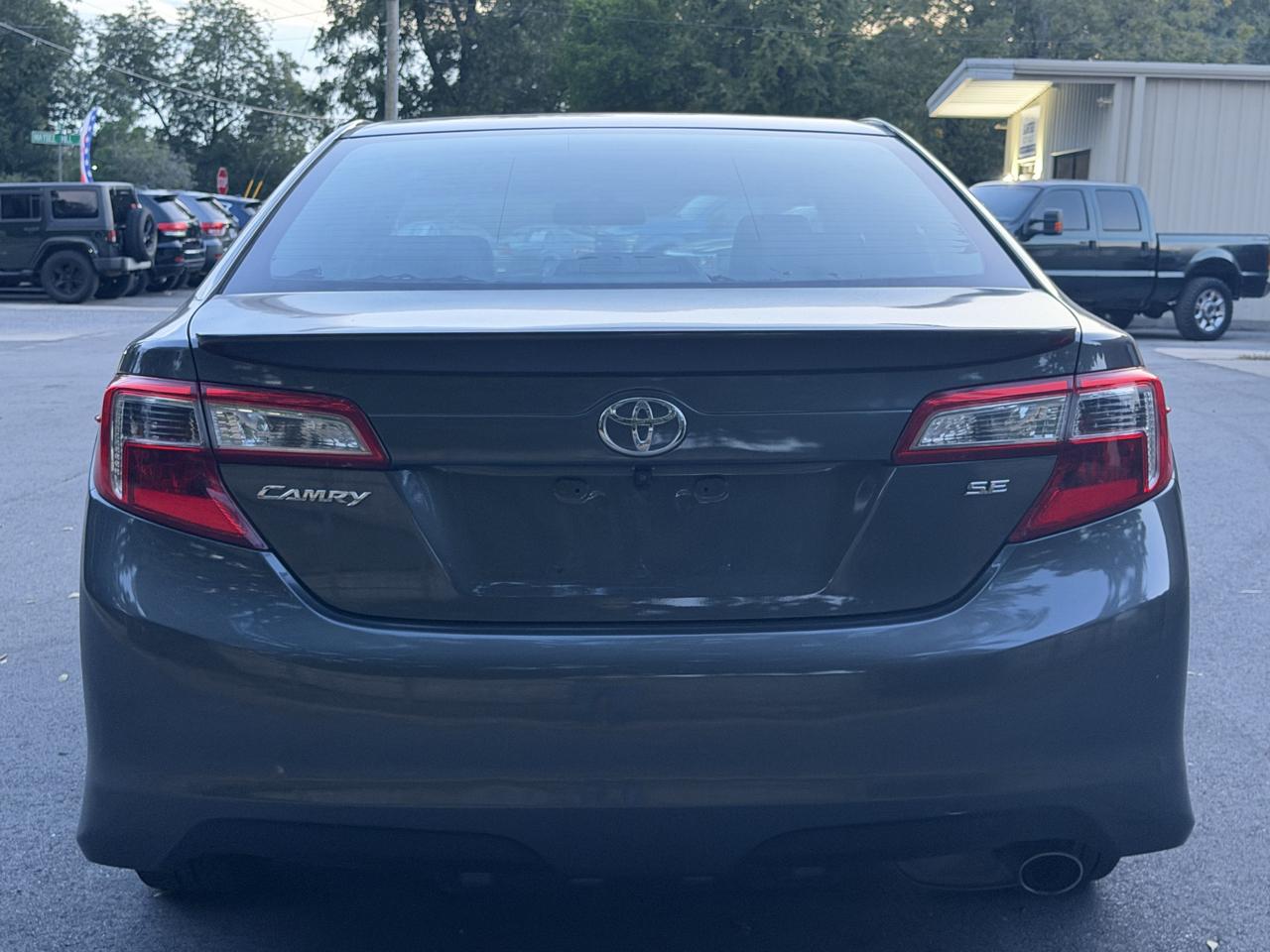 Toyota Camry SE 2013