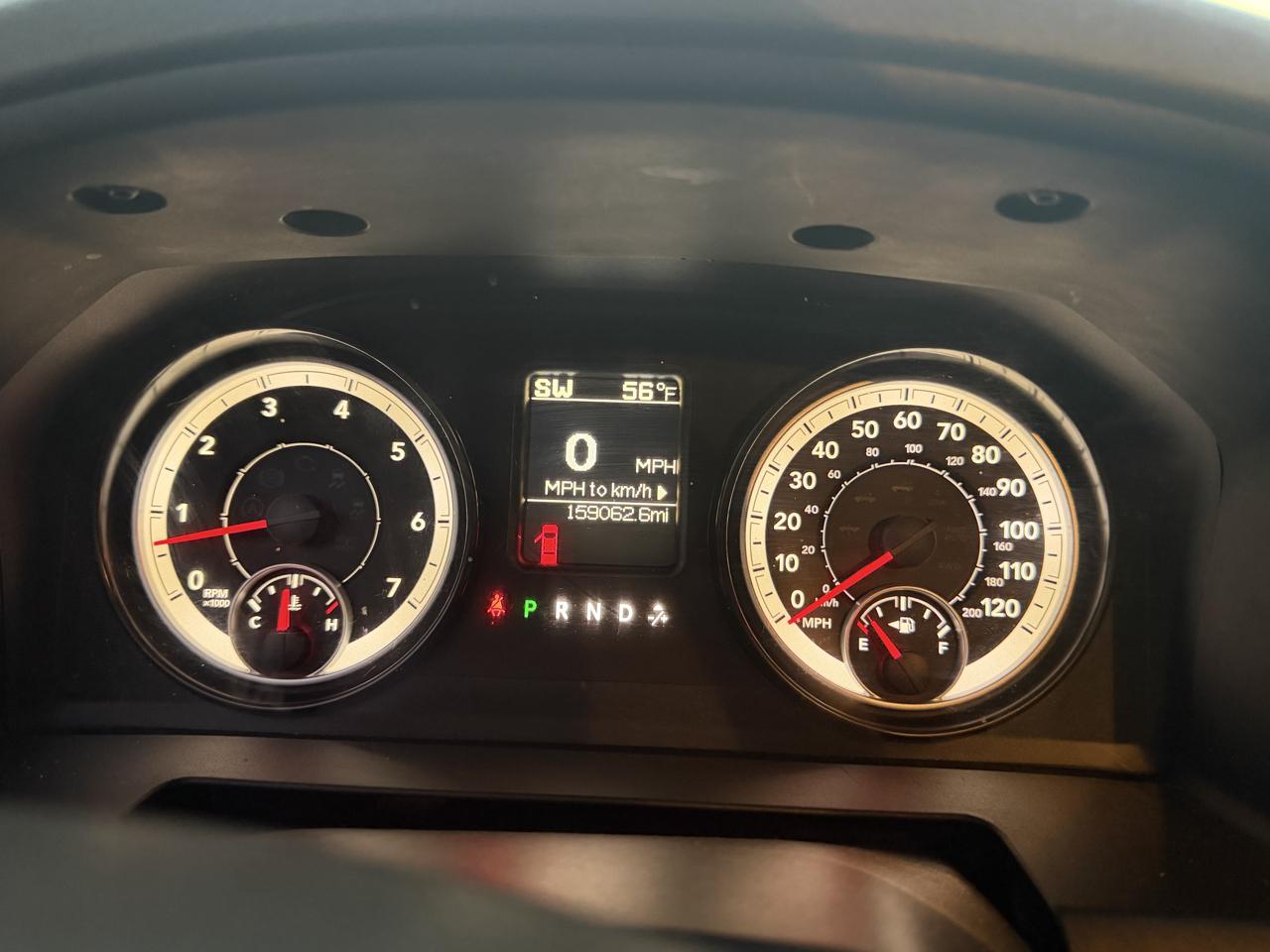 RAM 1500 SLT Quad Cab 2WD 2014