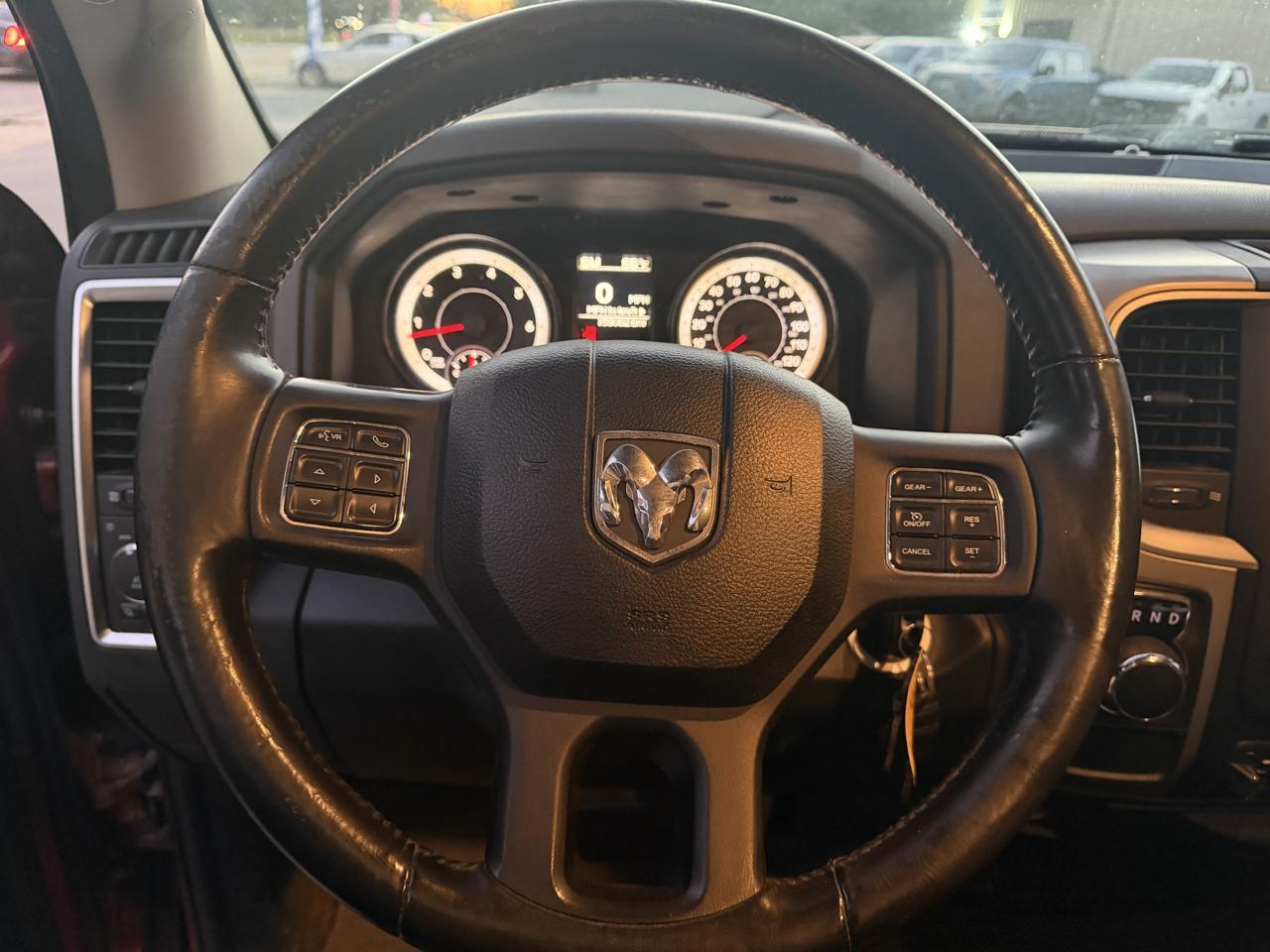 RAM 1500 SLT Quad Cab 2WD 2014