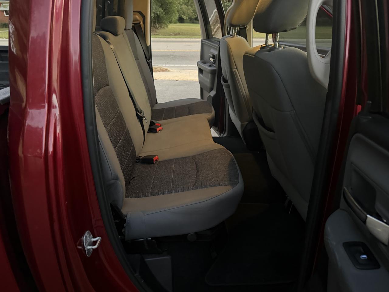 RAM 1500 SLT Quad Cab 2WD 2014