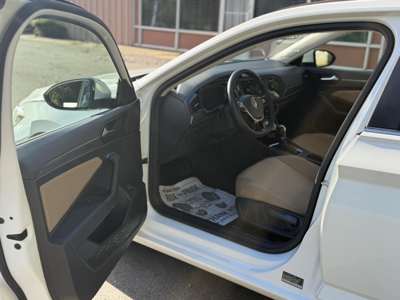 Volkswagen Jetta 1.4T SEL 8A 2019