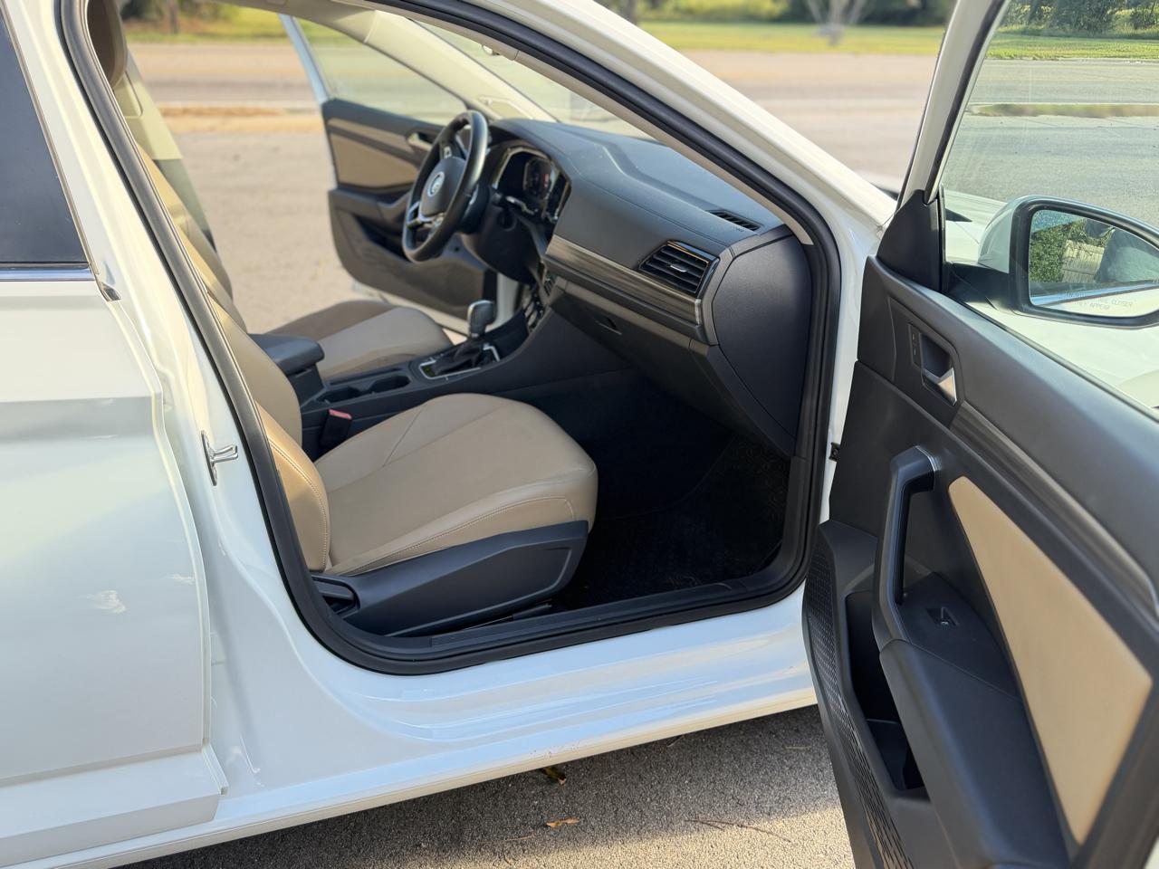 Volkswagen Jetta 1.4T SEL 8A 2019