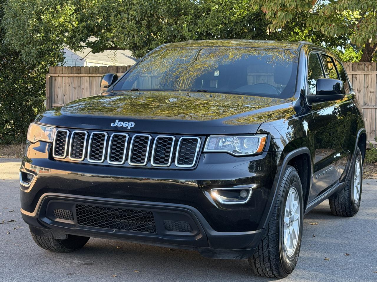 Jeep Grand Cherokee Laredo 2WD 2018