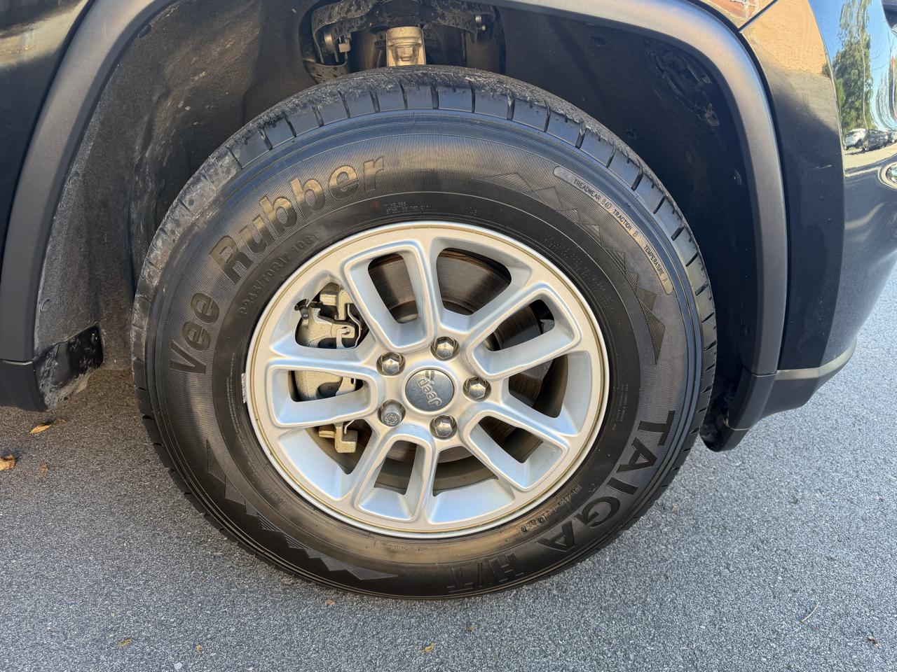 Jeep Grand Cherokee Laredo 2WD 2018