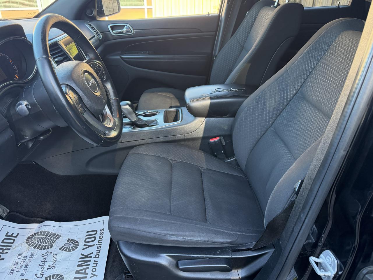 Jeep Grand Cherokee Laredo 2WD 2018
