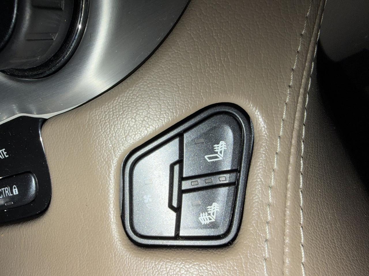 GMC Yukon XL SLT 2WD 2018