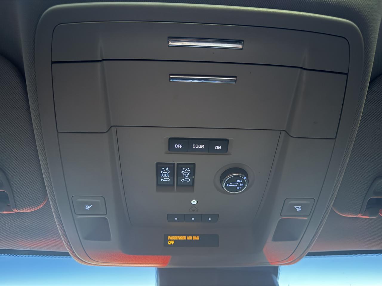 GMC Yukon XL SLT 2WD 2018