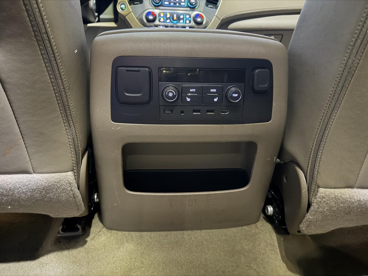 GMC Yukon XL SLT 2WD 2018