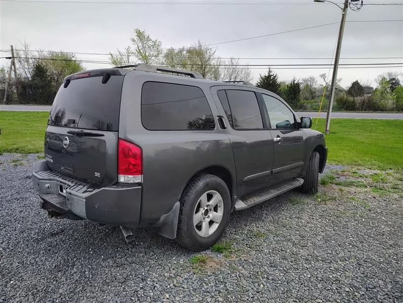 2004 Nissan Armada SE Sport Utility 4D