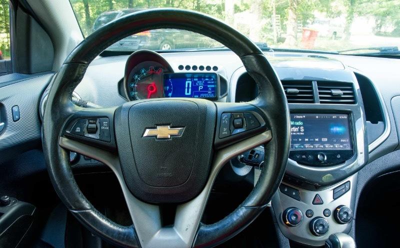 Chevrolet Sonic  2015