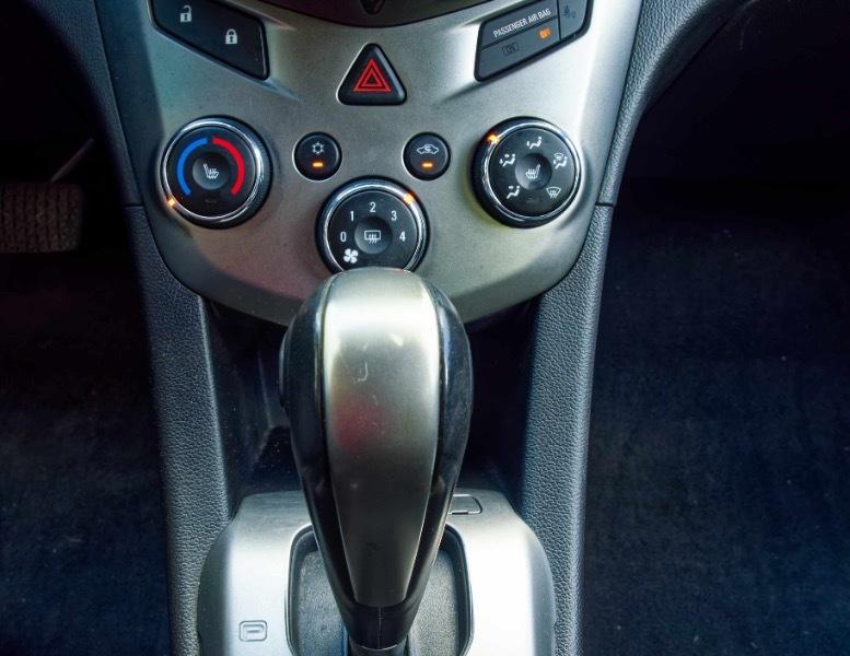 Chevrolet Sonic  2015