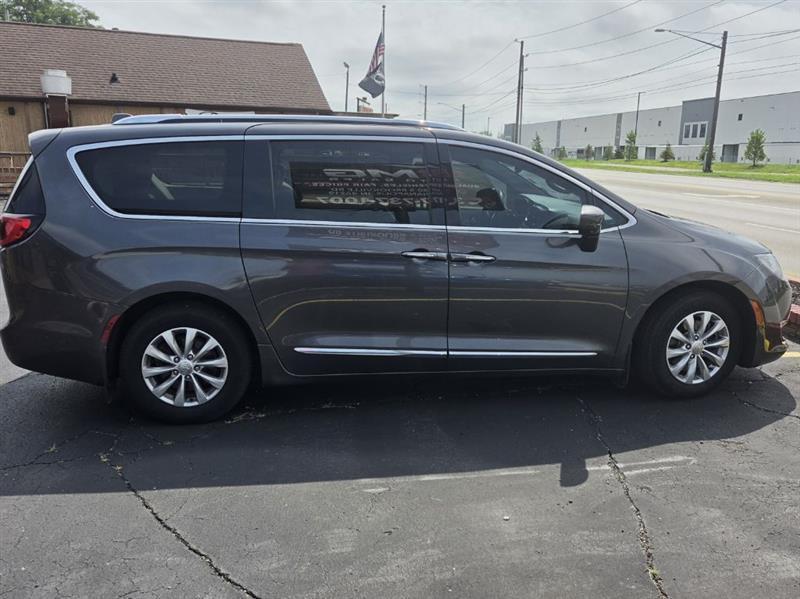 Chrysler Pacifica Touring-L Plus 2018