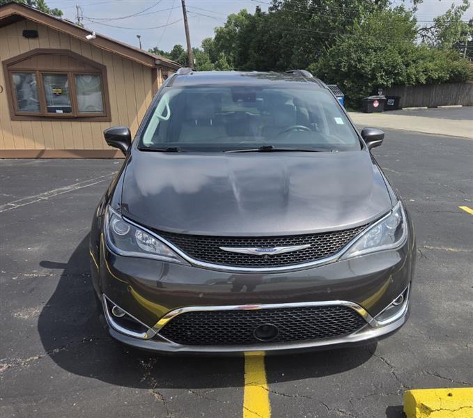 Chrysler Pacifica Touring-L Plus 2018