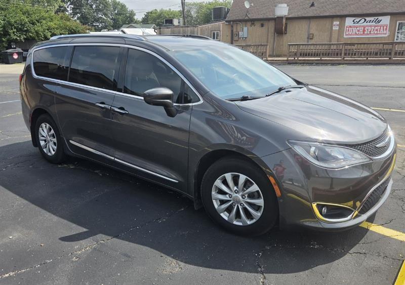Chrysler Pacifica Touring-L Plus 2018