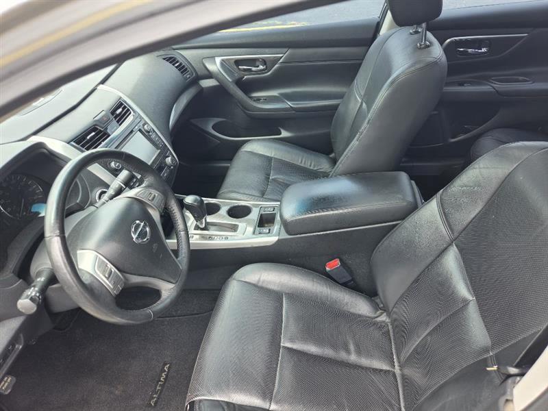 Nissan Altima 2.5 2015