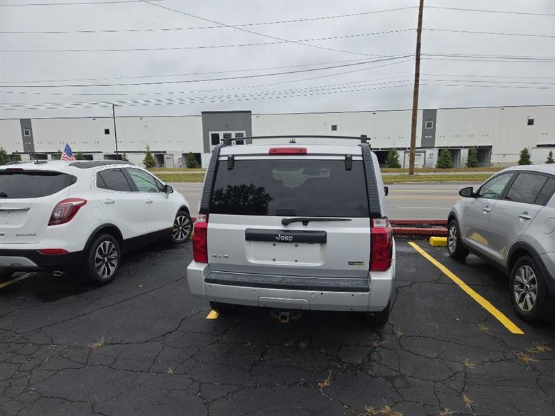 Jeep Commander Sport 4WD 2008