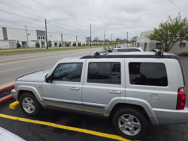 Jeep Commander Sport 4WD 2008