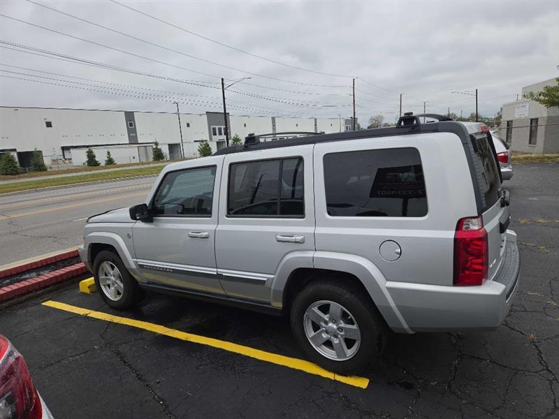 Jeep Commander Sport 4WD 2008