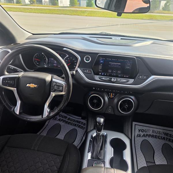 2020 Chevrolet Blazer 2LT - Photo 24
