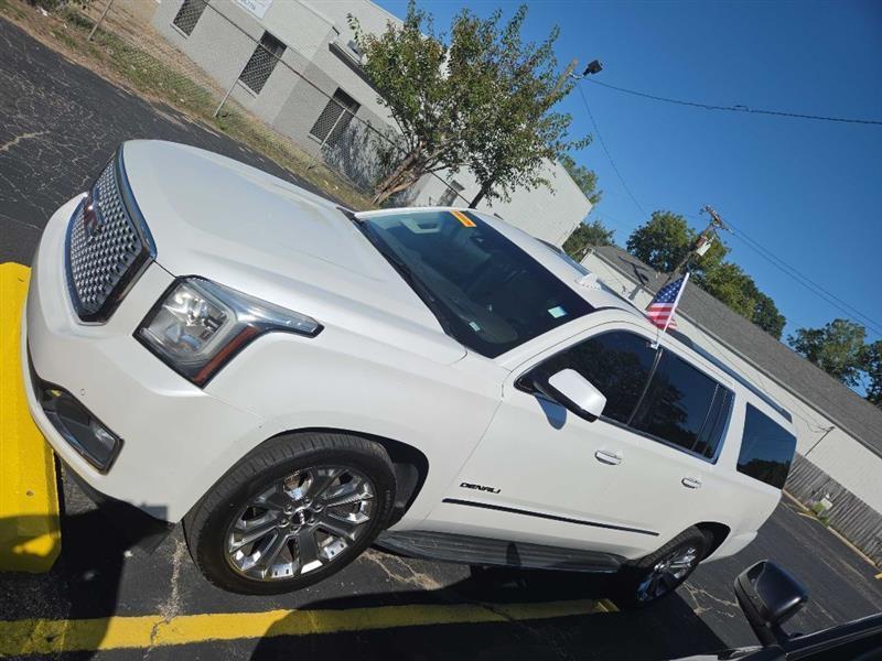 GMC Yukon XL Denali 4WD 2016