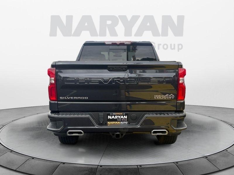 Chevrolet Silverado photo 6
