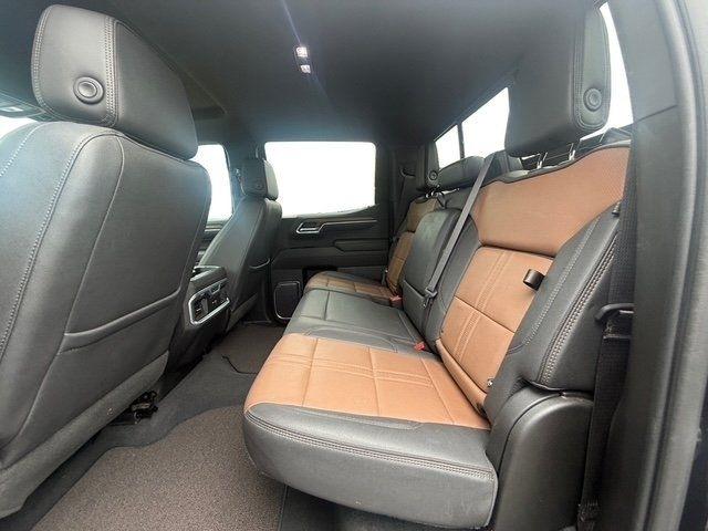 Chevrolet Silverado photo 23