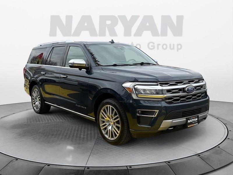 Ford Expedition MAX photo 2