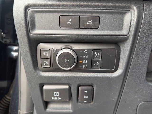 Ford Expedition MAX photo 10