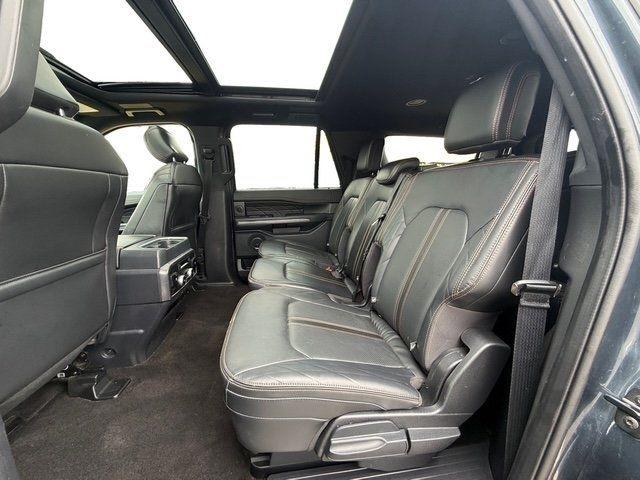 Ford Expedition MAX photo 20
