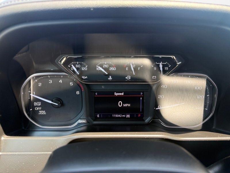 GMC Sierra photo 14