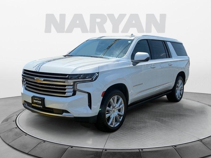 Chevrolet Suburban photo 4