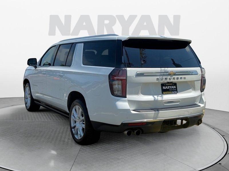 Chevrolet Suburban photo 5