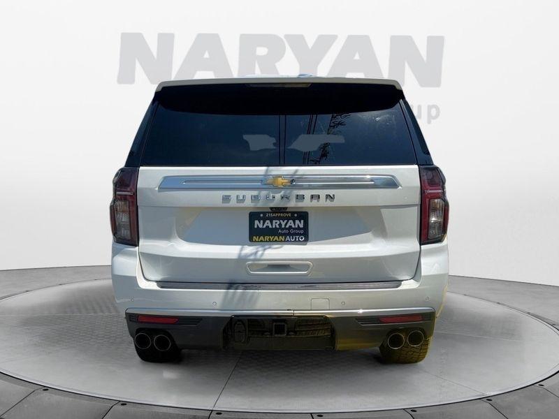 Chevrolet Suburban photo 6