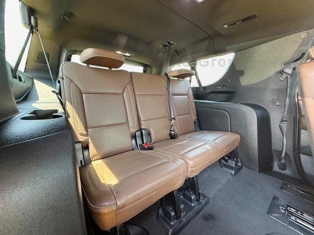 Chevrolet Suburban photo 26