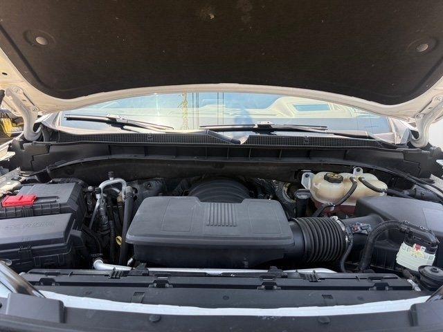Chevrolet Suburban photo 31