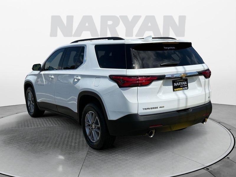 Chevrolet Traverse photo 5