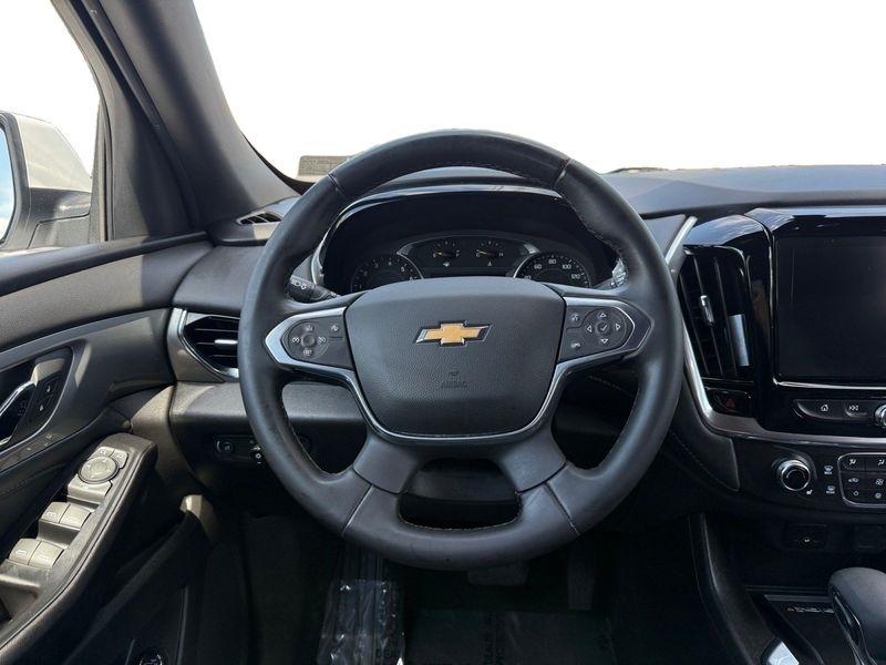 Chevrolet Traverse photo 12