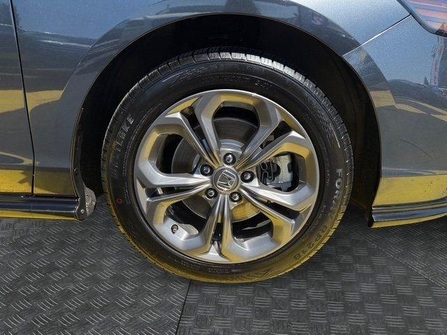Honda Accord photo 8